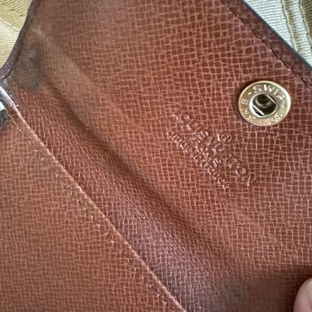 Louis Vuitton key holder monogram - Picture 10 of 12